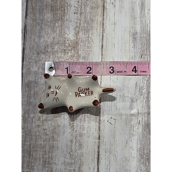 Gum Parker Ceramic Cat Gum Holder Vintage Kitsch Cream Brown Whimsical Figurine - Picture 2 of 8